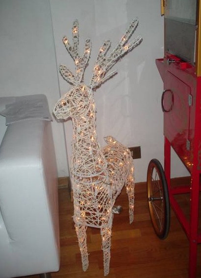 Noleggio Speciale Natale: Renna luminosa - Speciale Natale a Milano
